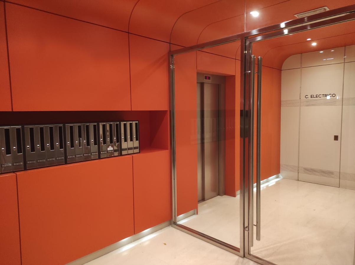 Cordon 4 Vut 09-402 Apartman Burgo Kültér fotó